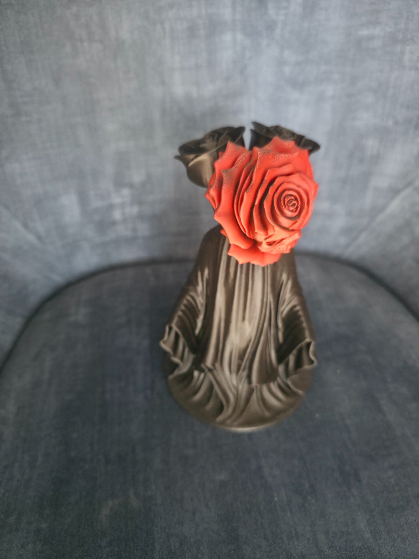 Ghost Vase with black roses and black/blood red skull rose! | Gothic Vase SPECIAL OFFER